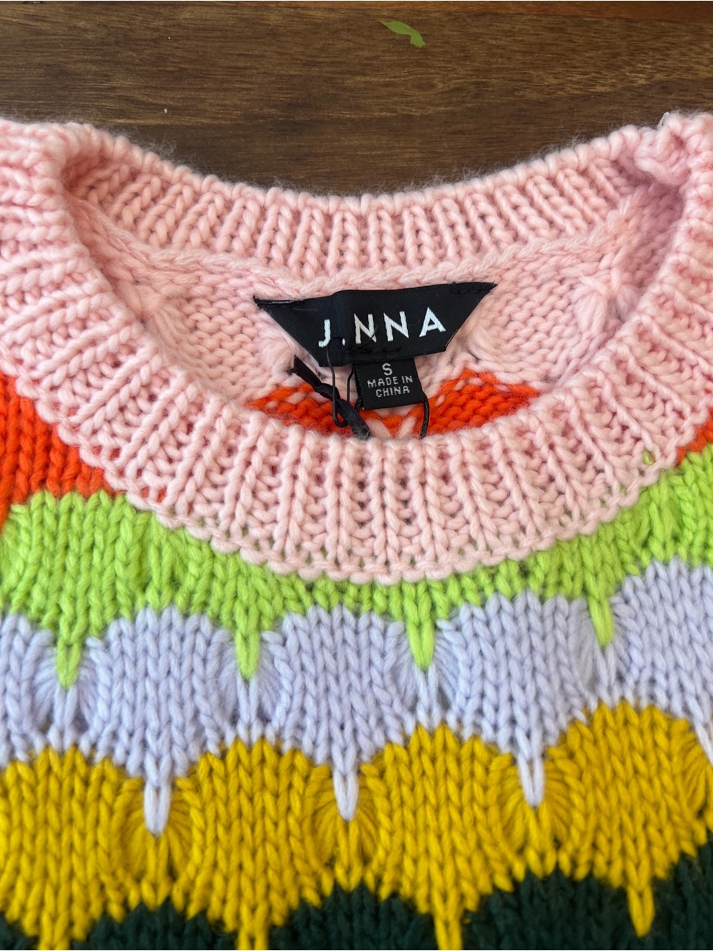 J. NNA Multicolor Fish Scales Pattern Knit Sweater Short Sleeve Top sz S NWT - Picture 5 of 9